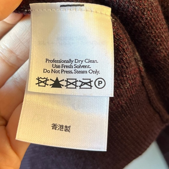 Eddie Bauer Merino Wool V-neck Sweater - Picture 6 of 10